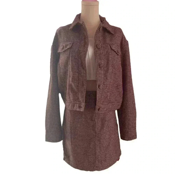 Cupcakes and Cashmere Wool Blend Plaid Houndstooth Burgundy Cream Jacket Medium - Picture 1 of 2